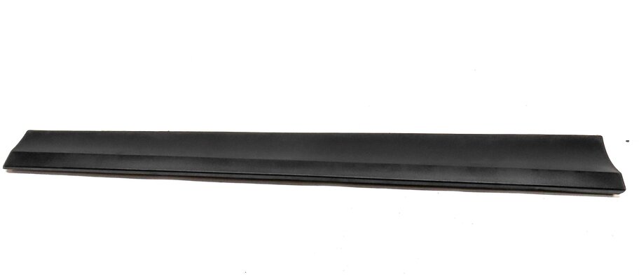 Thumbnail 2: 11-18 BMW X3 X4 (F25 26) FRONT RIGHT LOWER DOOR MOULDING TRIM (w/o M or X-LINE)