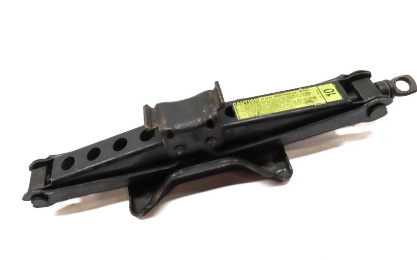 Thumbnail 3: 2014 BMW X3 (F25) EMERGENCY ROADSIDE SPARE TIRE SCISSOR JACK (NO HANDLE)
