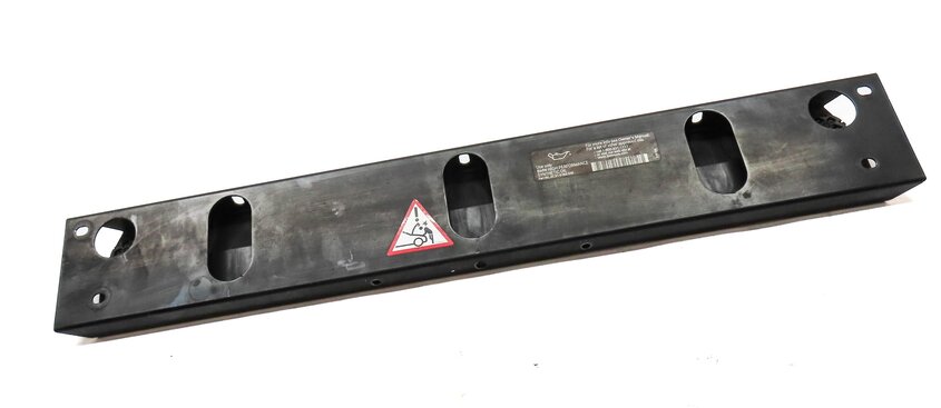 Thumbnail 3: 2014 BMW X3 (F25) UPPER RADIATOR ENGINE BAY SUPPORT BAR 51647210501
