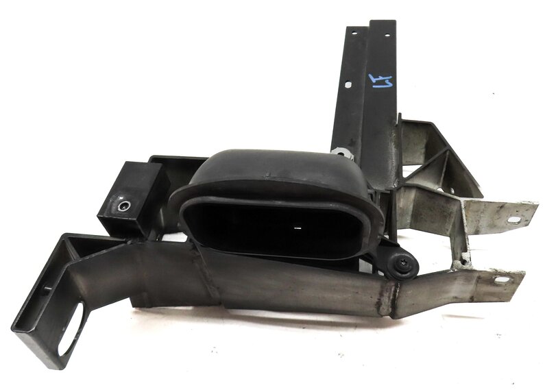 2014 BMW X3 (F25) FRONT LEFT DRIVER HEADLIGHT HEAD LIGHT SUPPORT MOUNT BRACKET