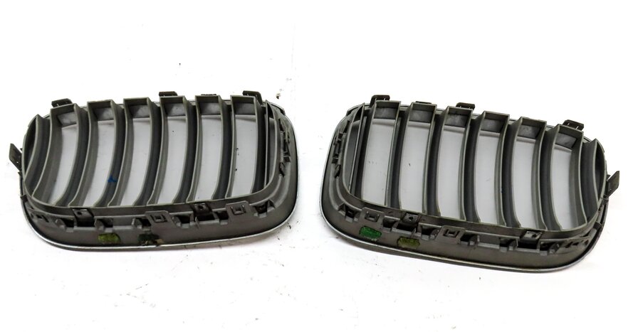 Thumbnail 5: 2013-2017 BMW X3 (F25) FRONT LEFT & RIGHT KIDNEY GRILLE HOOD VENT TRIM SET-2