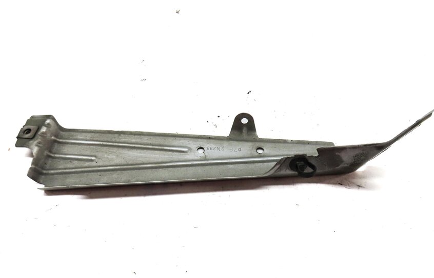 Thumbnail 4: 2014 BMW X3 (F25) FRONT RIGHT PASSENGER FENDER MOUNT BRACKET 41357267326