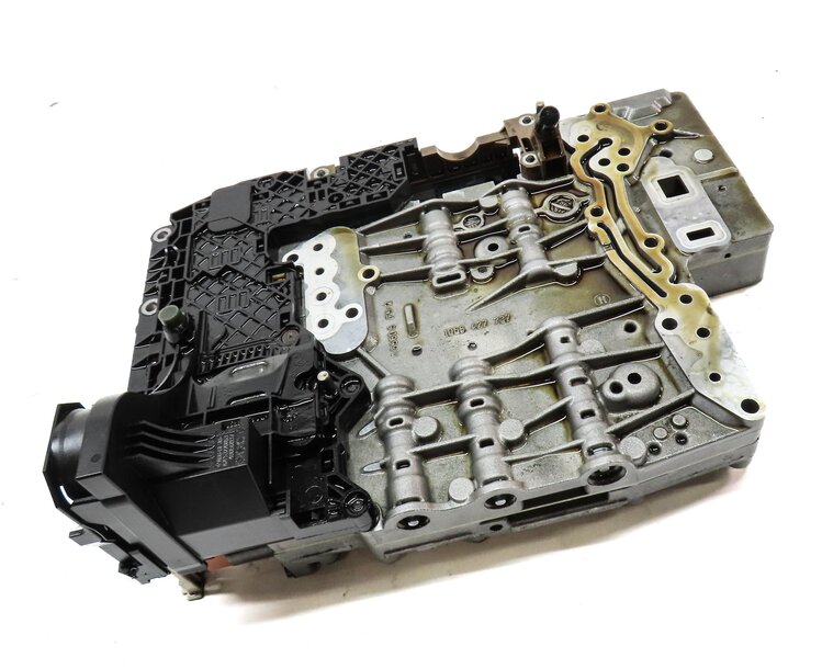 Thumbnail 3: 10-12 LR4 RANGE ROVER SPORT (L320 L322) 5.0L 6HP-28 A/T TRANSMISSION VALVE BODY