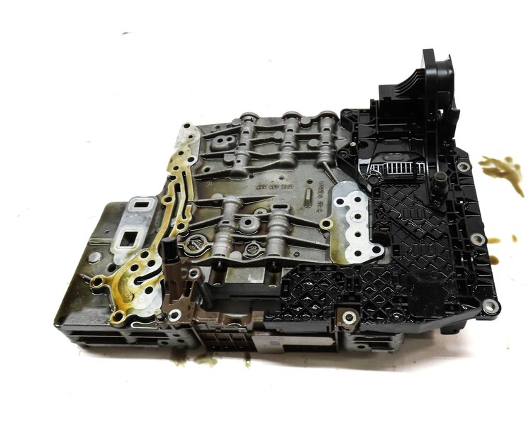 Thumbnail 4: 10-12 LR4 RANGE ROVER SPORT (L320 L322) 5.0L 6HP-28 A/T TRANSMISSION VALVE BODY