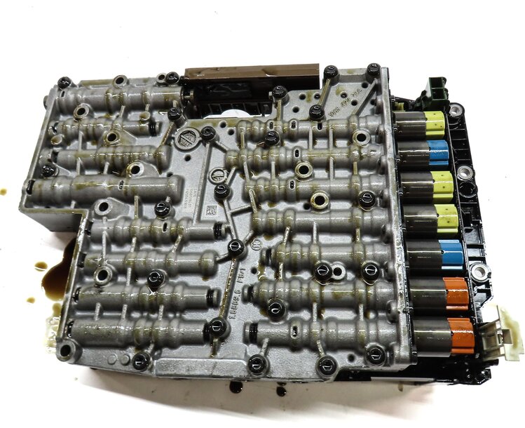Thumbnail 5: 10-12 LR4 RANGE ROVER SPORT (L320 L322) 5.0L 6HP-28 A/T TRANSMISSION VALVE BODY