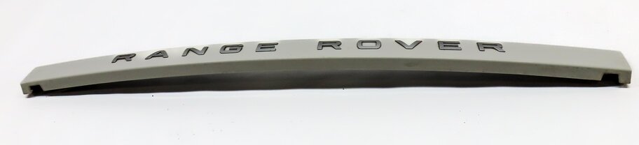 Thumbnail 4: 2010 RANGE ROVER SPORT (L320) REAR LOWER TRUNK HATCH GATE TRIM PANEL (WHITE 909)