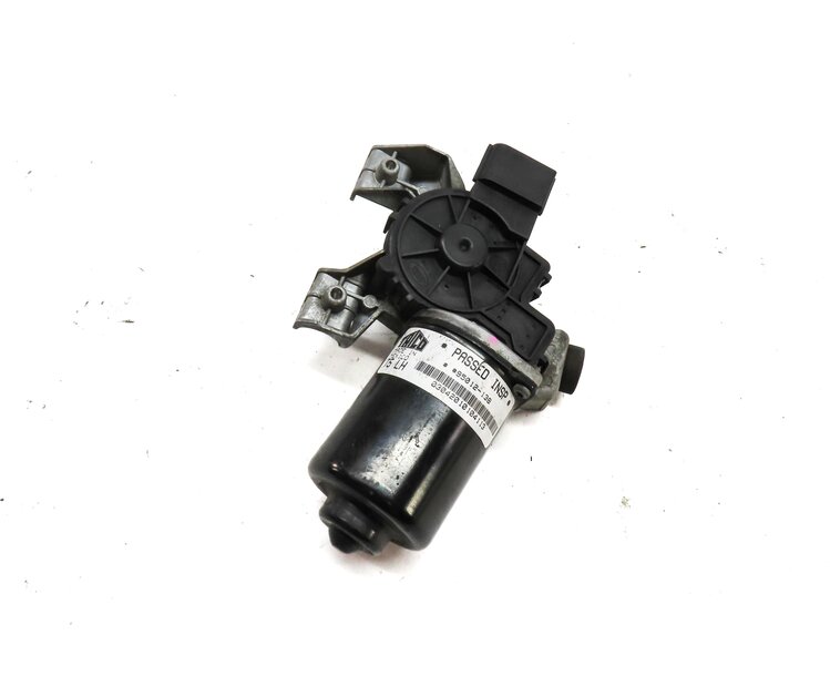 Thumbnail 1: 05-16 LAND ROVER LR3 LR4 - RANGE ROVER SPORT (L320) FRONT WINDSHIELD WIPER MOTOR