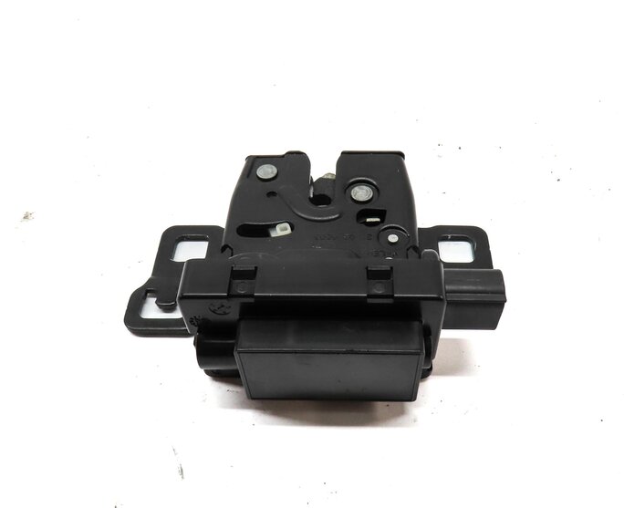 Thumbnail 4: 2010 RANGE ROVER SPORT (L320) REAR UPPER TRUNK LOCK LATCH ACTUATOR