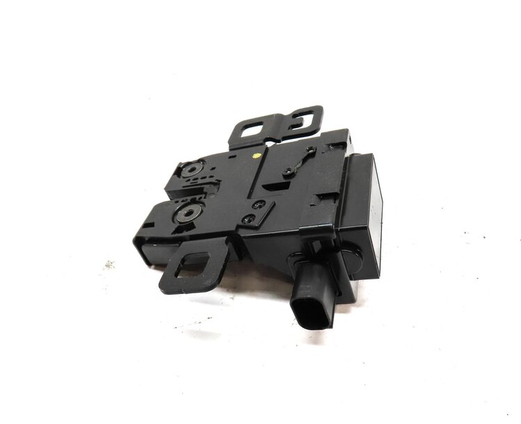 Thumbnail 6: 2010 RANGE ROVER SPORT (L320) REAR UPPER TRUNK LOCK LATCH ACTUATOR