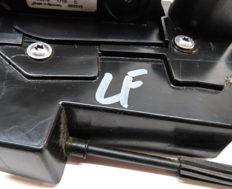 Thumbnail 7: 2010-2019 EVOQUE LR4 / RANGE ROVER SPORT (L320) LEFT FRONT PASSIVE DOOR LATCH