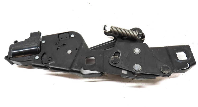 Thumbnail 6: 2010 RANGE ROVER SPORT (L320) REAR TRUNK HATCH GATE LOWER LOCK LATCH ACTUATOR