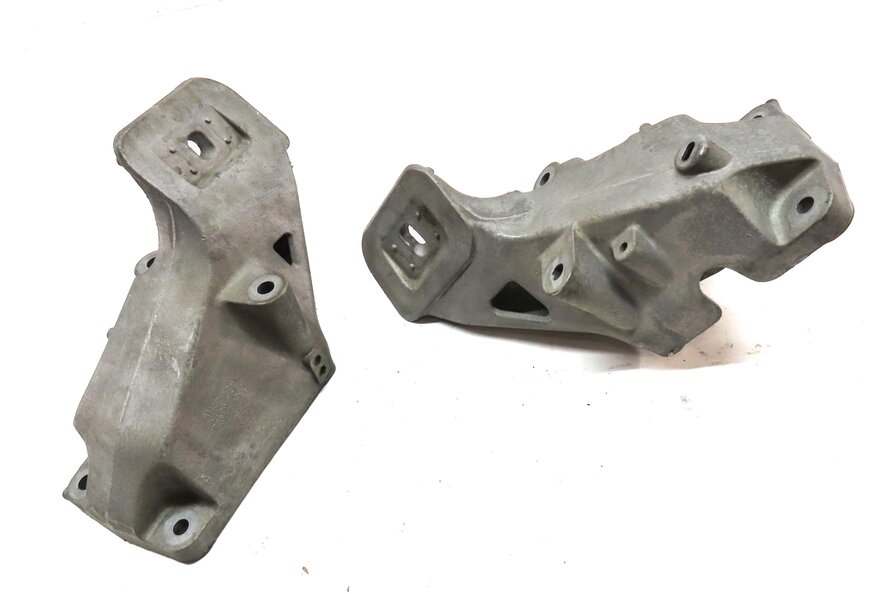 Thumbnail 3: 2010 RANGE ROVER SPORT (L320) 5.0L ENGINE LEFT & RIGHT MOTOR MOUNT BRACKET SET-2