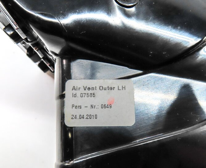 Thumbnail 7: 2010 RANGE ROVER SPORT (L320) FRONT LEFT DRIVER OUTER DASH HEATER A/C AIR VENT
