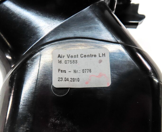 Thumbnail 7: 2010 RANGE ROVER SPORT (L320) FRONT LEFT SIDE CENTER DASH HEATER A/C AIR VENT