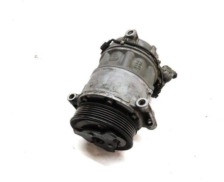 2010-2013 LAND ROVER LR4 - RANGE ROVER SPORT (L320) A/C AIR COMPRESSOR PUMP