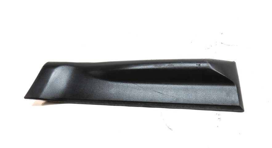 Thumbnail 4: 2010 RANGE ROVER SPORT (L320) REAR LEFT DOOR EXTERIOR MOULDING RUNNER TRIM
