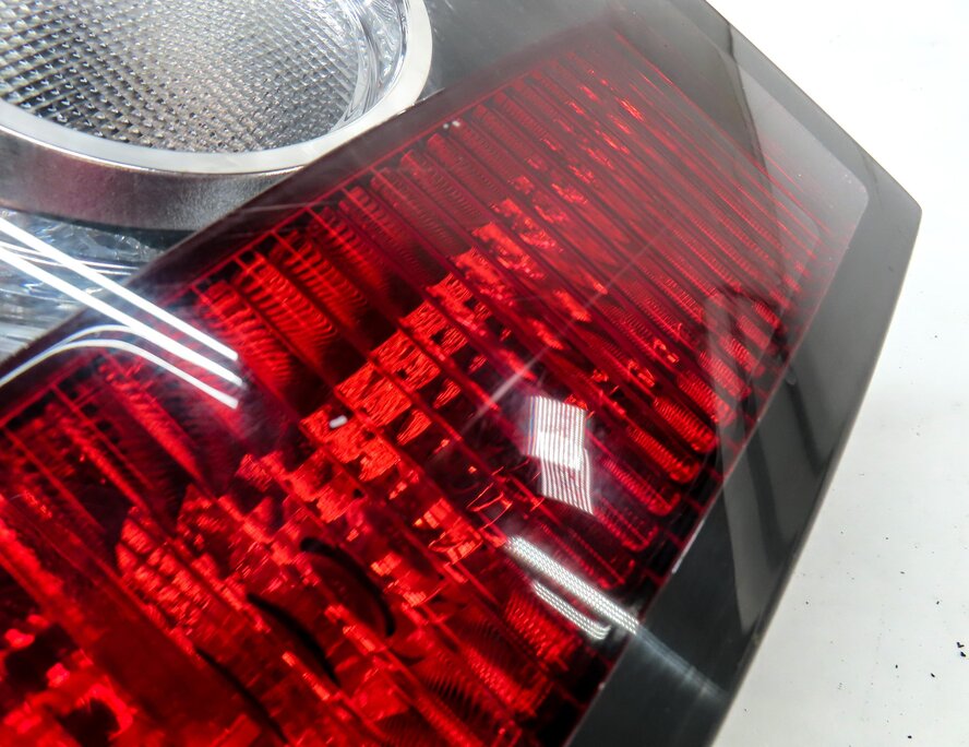 Thumbnail 9: 2010-2011 RANGE ROVER SPORT (L320) LEFT DRIVER TAILLIGHT BRAKE LIGHT LAMP