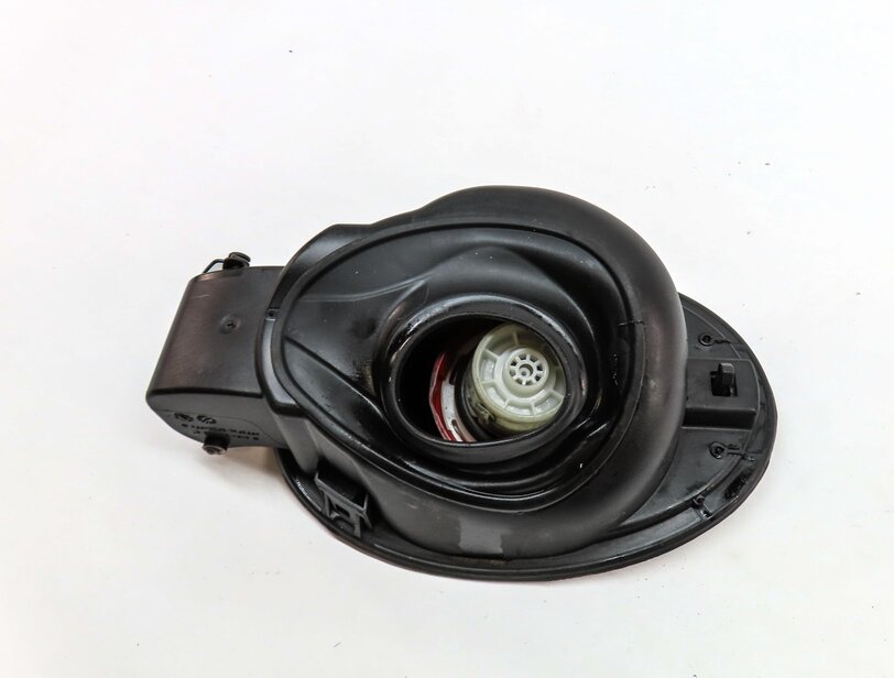 Thumbnail 5: 07-12 MERCEDES GL320 GL350 GL450 GL550 (X164) FUEL TANK HOUSING & DOOR (SILVER)