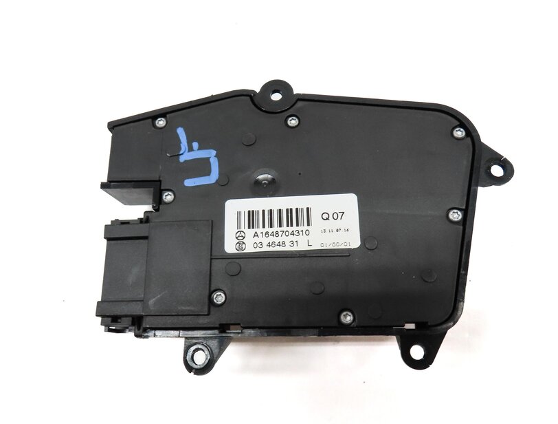 Thumbnail 5: 2008 MERCEDES GL320 (X164) FRONT LEFT DRIVER SEAT ADJUST ADJUSTMENT SWITCH