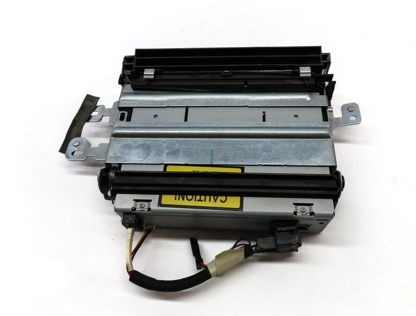 Thumbnail 4: 03-13 MERCEDES B E GL ML CLS R SLK CLASS (W211 W164 X164 W219) 6-DISC CD CHANGER