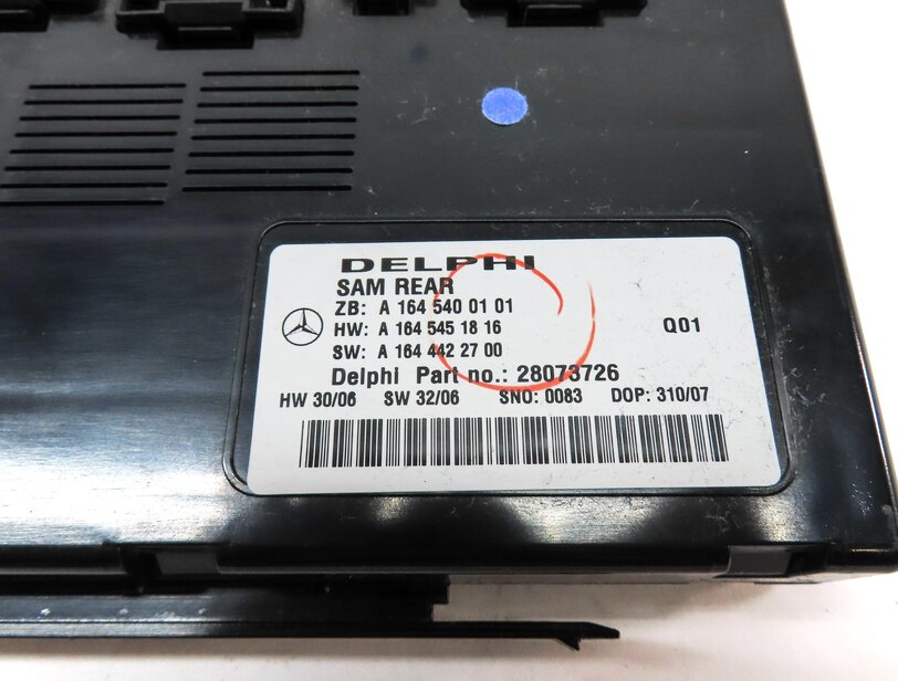 Thumbnail 4: 07-09 MERCEDES GL ML CLASS (W164 X164) REAR SIGNAL AQUISITION CONTROL MODULE SAM