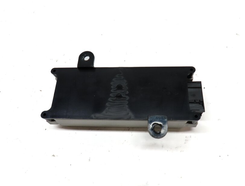 Thumbnail 5: 08-09 MERCEDES GL320 GL450 GL550 ML320 ML350 (X164 W164) RADIO ANTENNA AMPLIFIER
