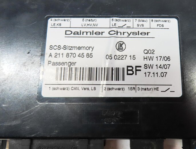 Thumbnail 4: 2008 MERCEDES GL320 (X164) FRONT RIGHT PASSENGER SEAT CONTROL MODULE