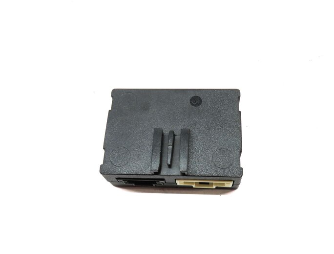 Thumbnail 5: 06-11 MERCEDES GL320 GL450 ML320 ML350 ML500 R320 R350 - REARVIEW CAMERA MODULE