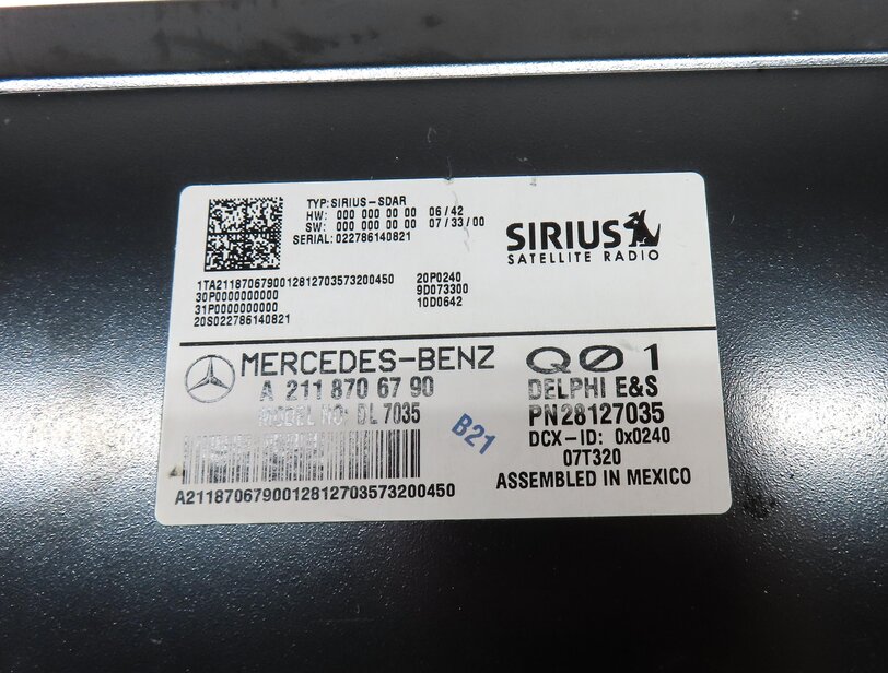 Thumbnail 4: 07-12 MERCEDES E GL ML CLK R (W211 W164 X164) SIRIUS SATELLITE RADIO RECEIVER