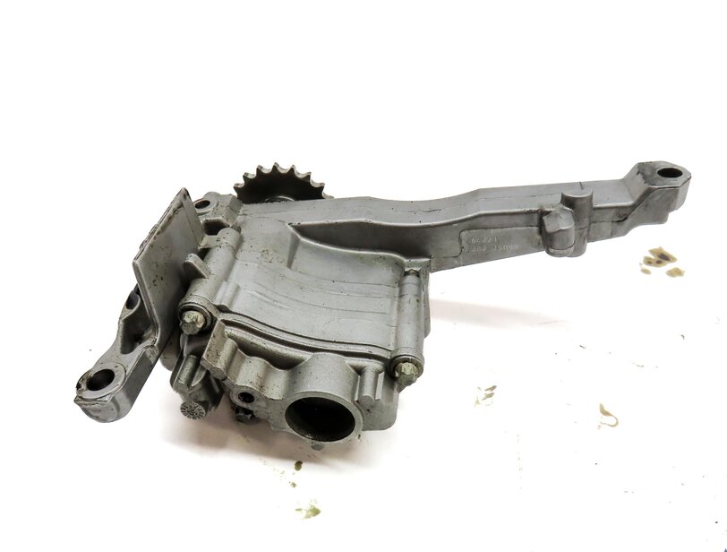 Thumbnail 7: 2008 MERCEDES GL320 (X164) 3.0L OM642 DIESEL ENGINE OIL PUMP