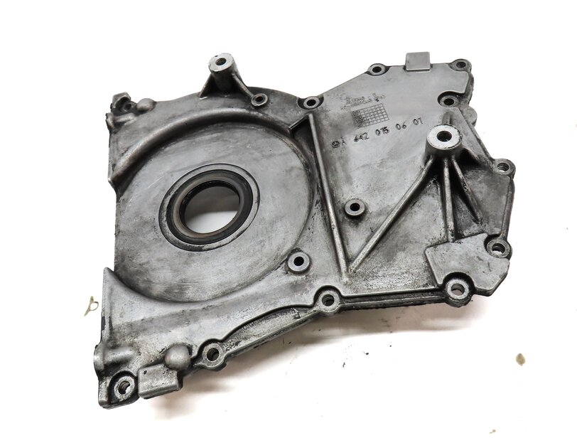 Thumbnail 3: 2007-2009 MERCEDES GL320 ML320 R320 (X164 W164) 3.0L OM642 DIESEL - TIMING COVER
