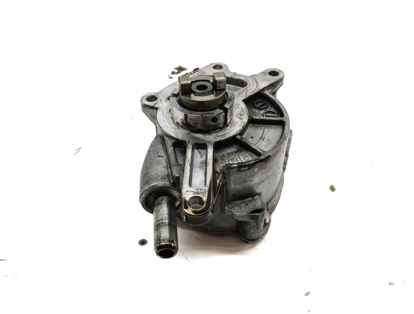 Thumbnail 4: 08-13 MERCEDES E320 E350 GL320 GL350 ML320 ML350 R350 - 3.0L DIESEL VACUUM PUMP