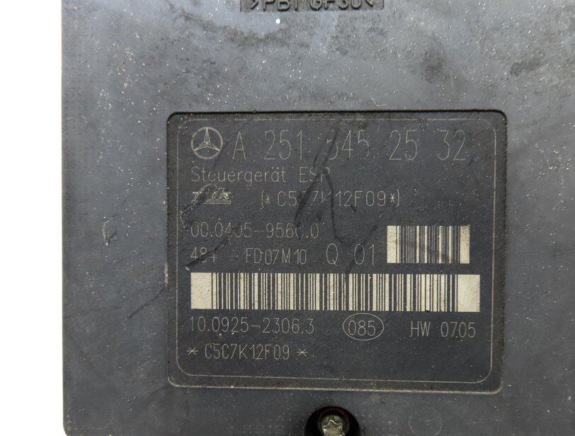 Thumbnail 6: 2008 MERCEDES GL320 (X164) ABS ANTI LOCK BRAKE PUMP w/ MODULE