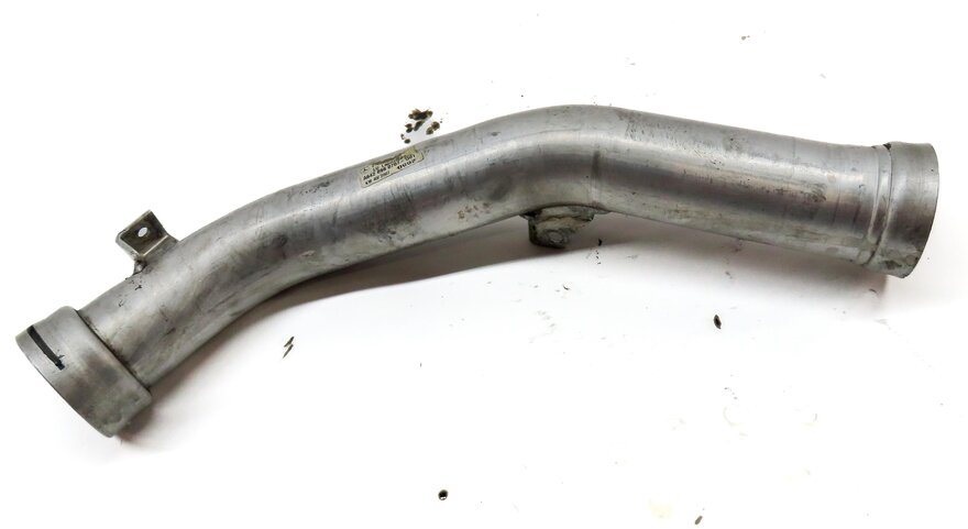 Thumbnail 3: 2008 MERCEDES GL320 (X164) 3.0L OM642 DIESEL ENGINE INTERCOOLER HOSE PIPE
