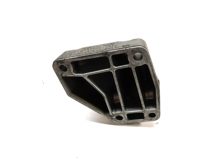 Thumbnail 4: 2008 MERCEDES GL320 (X164) 3.0L OM642 DIESEL ENGINE LEFT MOTOR MOUNT BRACKET