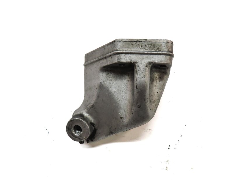 Thumbnail 5: 2008 MERCEDES GL320 (X164) 3.0L OM642 DIESEL ENGINE LEFT MOTOR MOUNT BRACKET