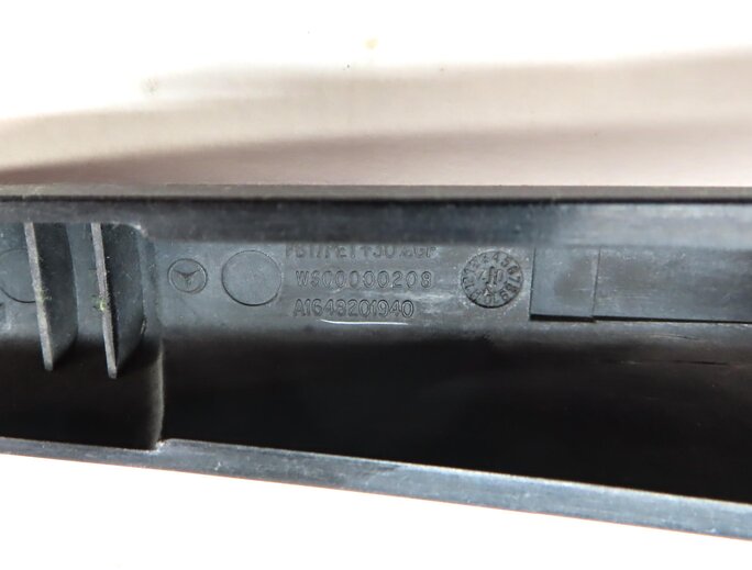 Thumbnail 5: 2007-2019 MERCEDES GL GLS CLASS (X164 X166) REAR HATCH TRUNK GLASS WIPER ARM