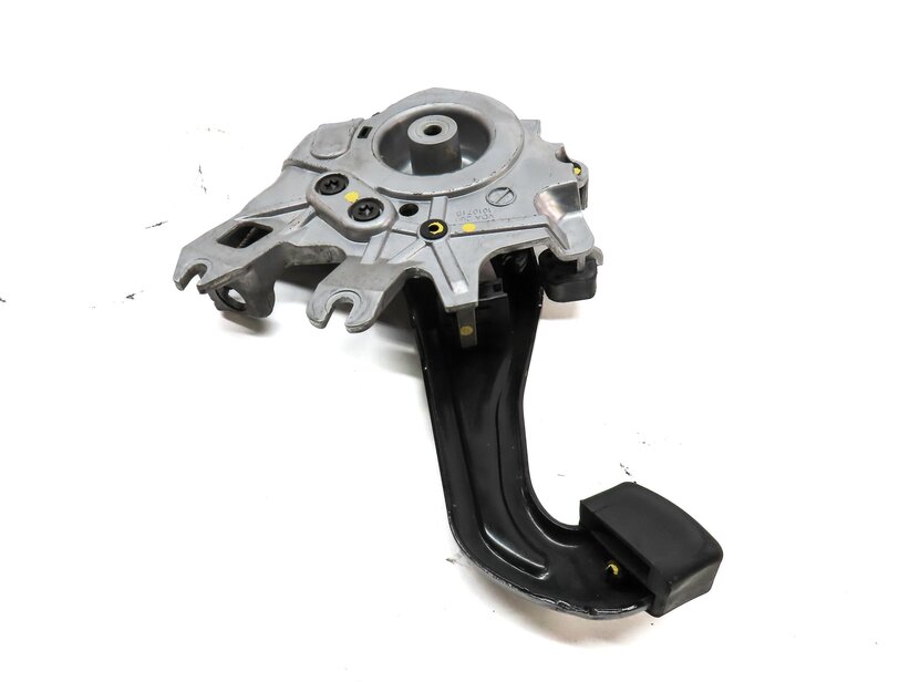 Thumbnail 6: 2008 MERCEDES GL320 (X164) EMERGENCY PARKING BRAKE PEDAL ASSEMBLY