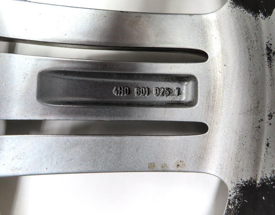 Thumbnail 15: 11-15 AUDI A8 (D4 4H) 20x9 INCH 5 TRIPLE SPOKE (15 SPOKE) ALUMINUM WHEEL RIM CE5