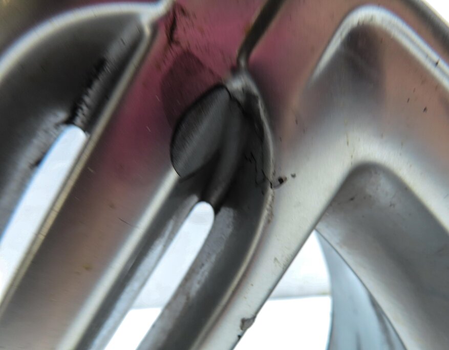 Thumbnail 7: 11-15 AUDI A8 (D4 4H) 20x9 INCH 5 TRIPLE SPOKE (15 SPOKE) ALUMINUM WHEEL RIM CE5