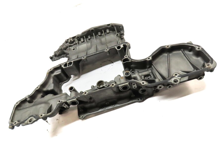 Thumbnail 3: 2013-2014 AUDI A8 S8 (D4 4H) 4.0L 4.0T TURBO CEUA ENGINE UPPER OIL PAN