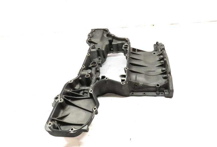Thumbnail 4: 2013-2014 AUDI A8 S8 (D4 4H) 4.0L 4.0T TURBO CEUA ENGINE UPPER OIL PAN