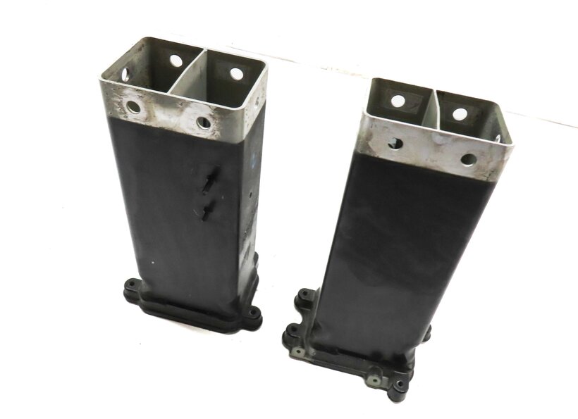 2013 AUDI A8 (D4 4H) FRONT LEFT & RIGHT BUMPER REINFORCEMENT BRACKET SET 2
