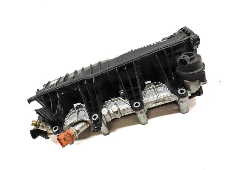 Thumbnail 3: 13-15 AUDI A8 S6 S7 S8 (C7 4G8 D4 4H) 4.0L ENGINE - RIGHT LOWER INTAKE MANIFOLD