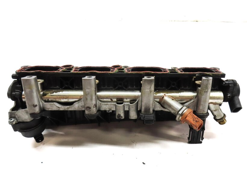Thumbnail 7: 13-15 AUDI A8 S6 S7 S8 (C7 4G8 D4 4H) 4.0L ENGINE - RIGHT LOWER INTAKE MANIFOLD