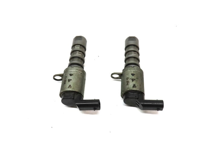 Thumbnail 2: 2013 AUDI A8 (D4 4H) 4.0L CEUA ENGINE VARIABLE VALVE VVT TIMING SOLENOID SET 2
