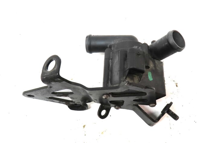 Thumbnail 3: 2013 AUDI A8 (D4 4H) 4.0L CEUA ENGINE AUXILIARY WATER PUMP 079965561