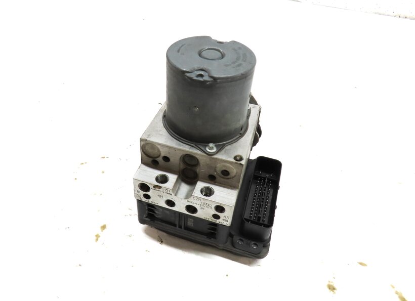 2013-2014 AUDI A8 S8 (D4 4H) ABS ANTI LOCK BRAKE PUMP MODULE (ADAPTIVE CRUISE)