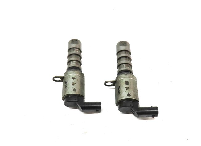 Thumbnail 2: 2013 AUDI A8 (D4 4H) 4.0L CEUA ENGINE VARIABLE VALVE VVT TIMING SOLENOID SET 2