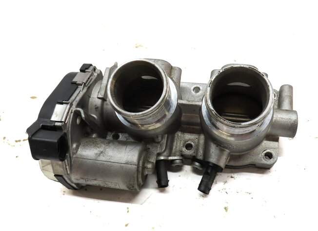 Thumbnail 2: 2013-2018 AUDI A8 S6 S7 S8 (C7 4G8 D4 4H) 4.0L V8 ENGINE - THROTTLE BODY